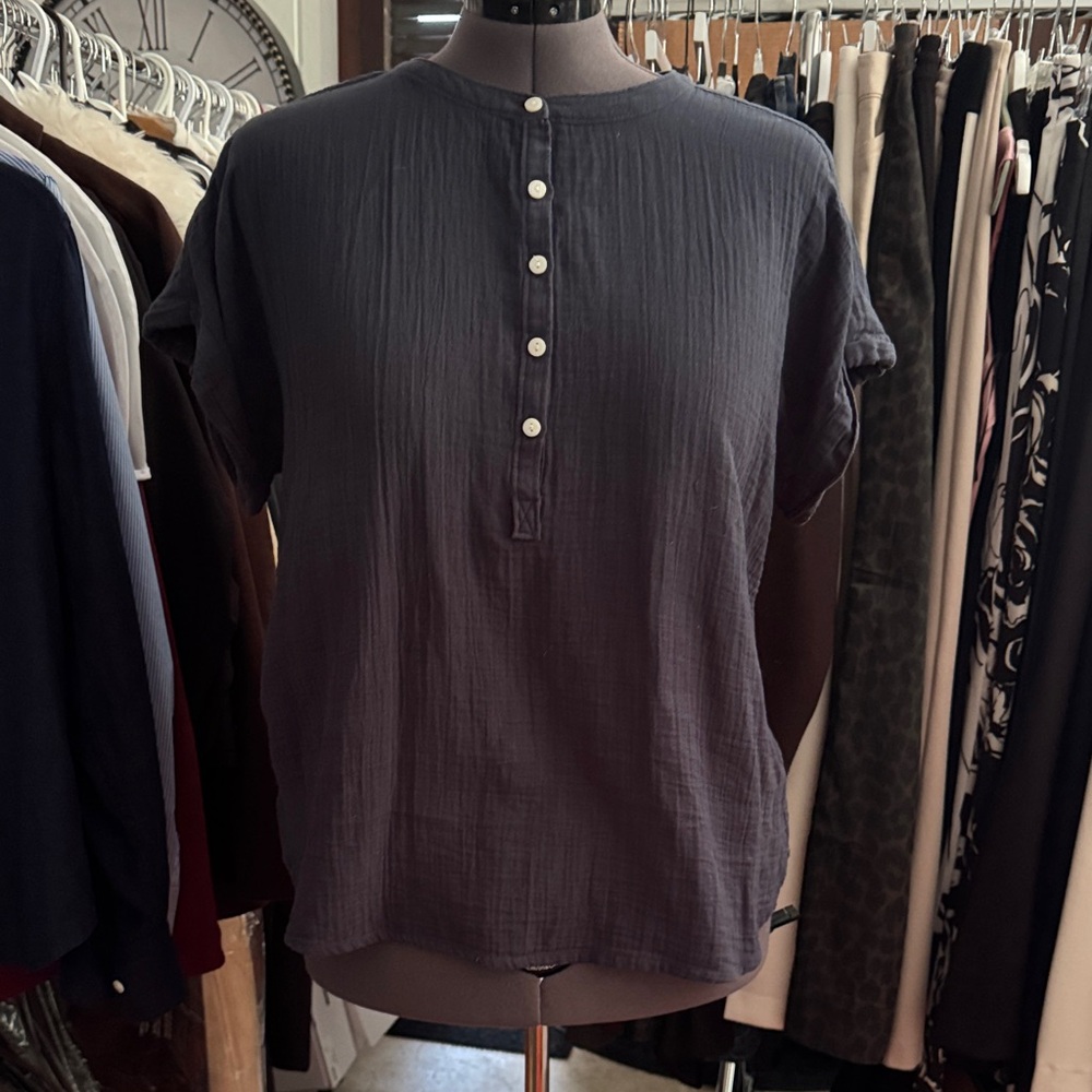 Quince Charcoal Casual Button Down Shirt